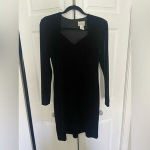 K.C. SPENCER (Vintage) Velvet Long Sleeve Dress / Size 6 / Black
